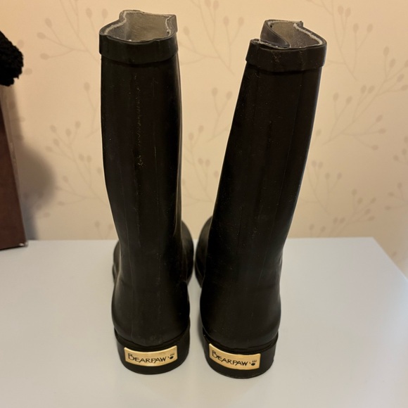 BearPaw Classic Black Boots Size 7 - Picture 5 of 7